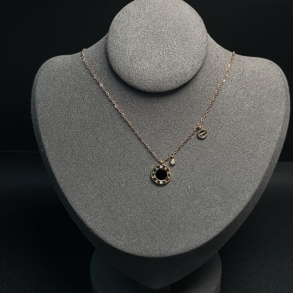 C33853583 18K Gold Agate Necklace Non-Diamond Total Weight Approx. 2.54g