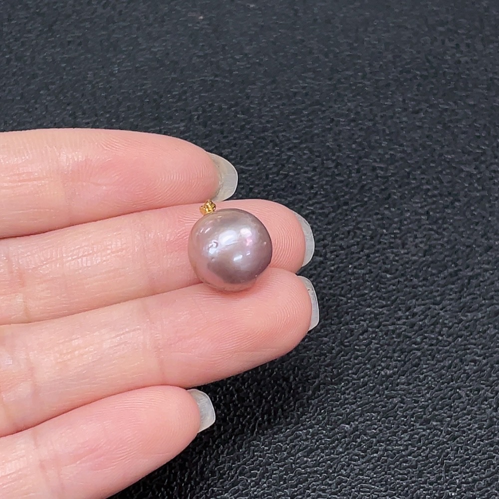 C34007132 Pearl Pendant, Unmarked, Surface Tested 18K Gold, Total Weight Approximately 2.12g, Size About 11mm