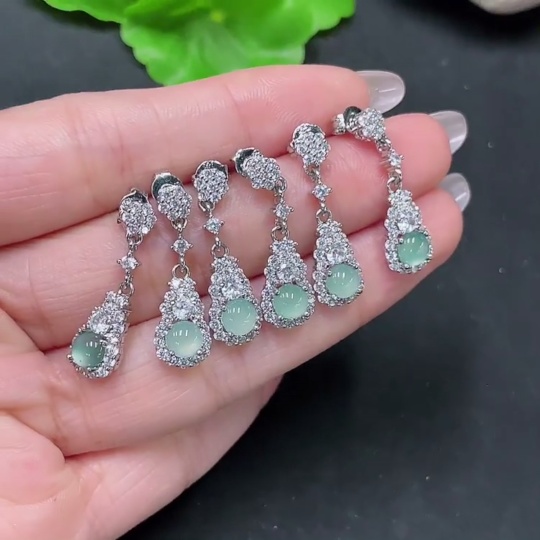 F35104035 Jadeite Inlaid Earrings Non-Gold Sell as a Lot