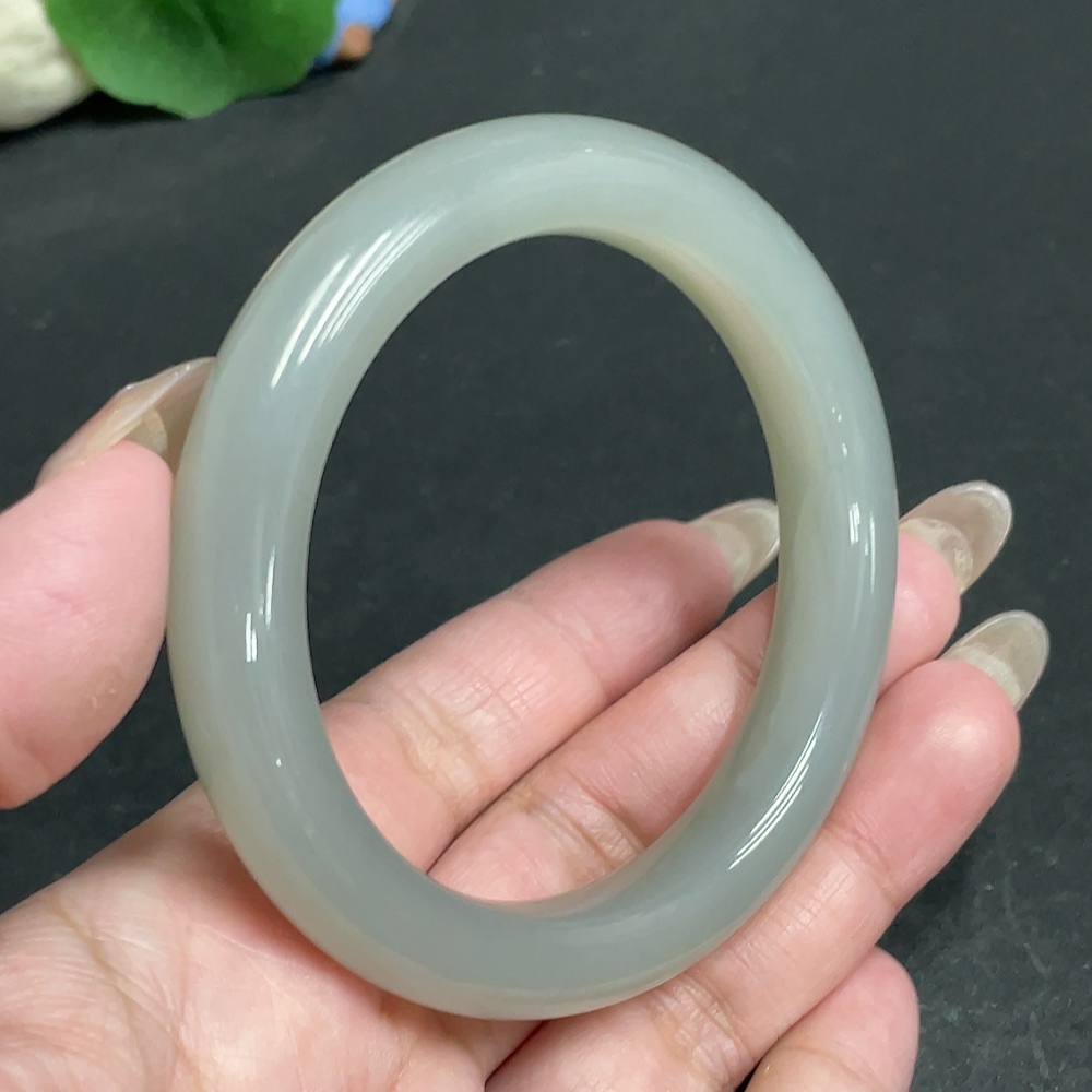 H30550949 Hetian Jade Round Bracelet Size 57.8 Total Weight Approx. 52.9g