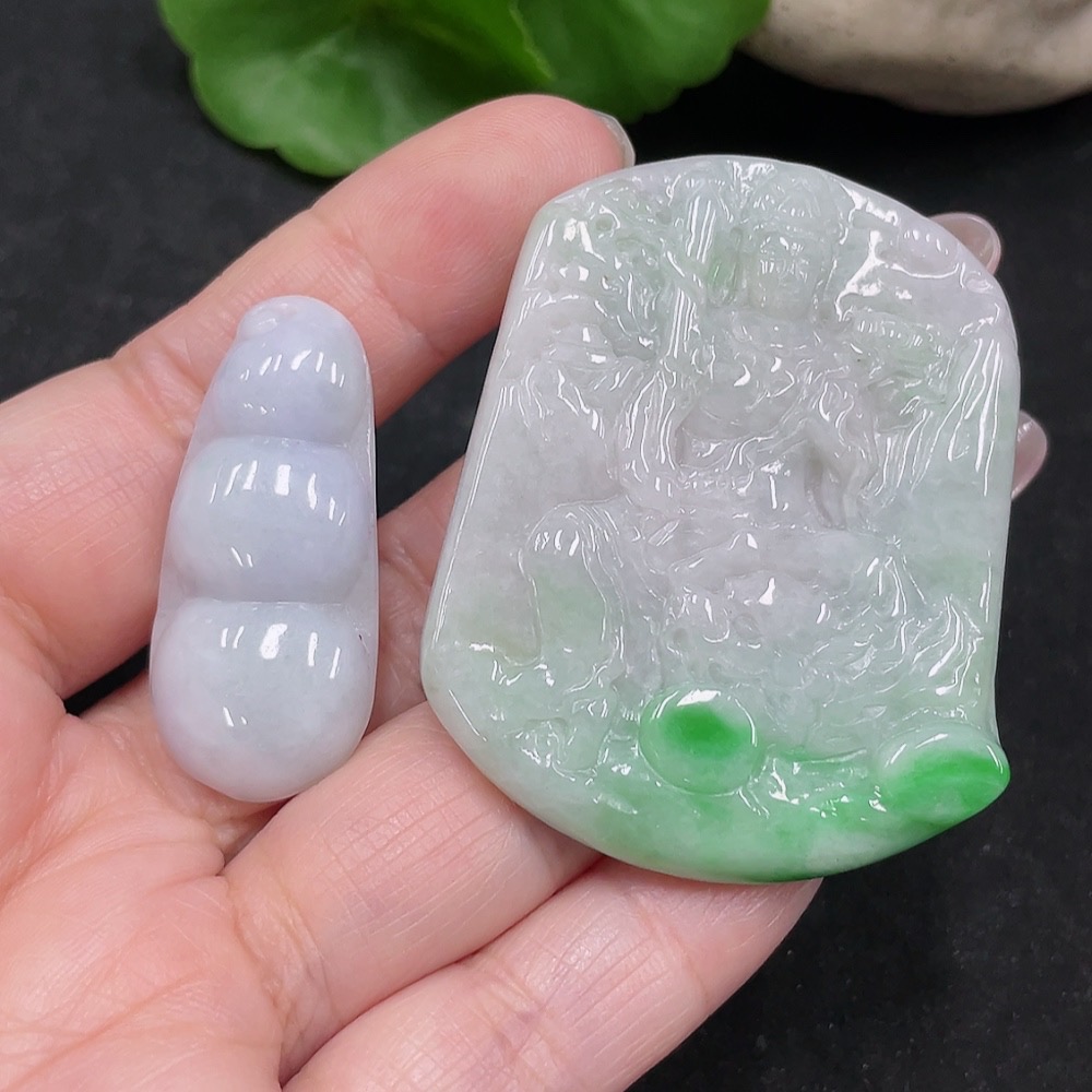 F34069681 Jadeite Manjushri/Lucky Bean Pendant