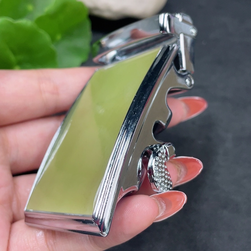 H34961232 Hetian Jade Inlaid Belt Buckle Non-Gold Total Weight Approx. 104.9g