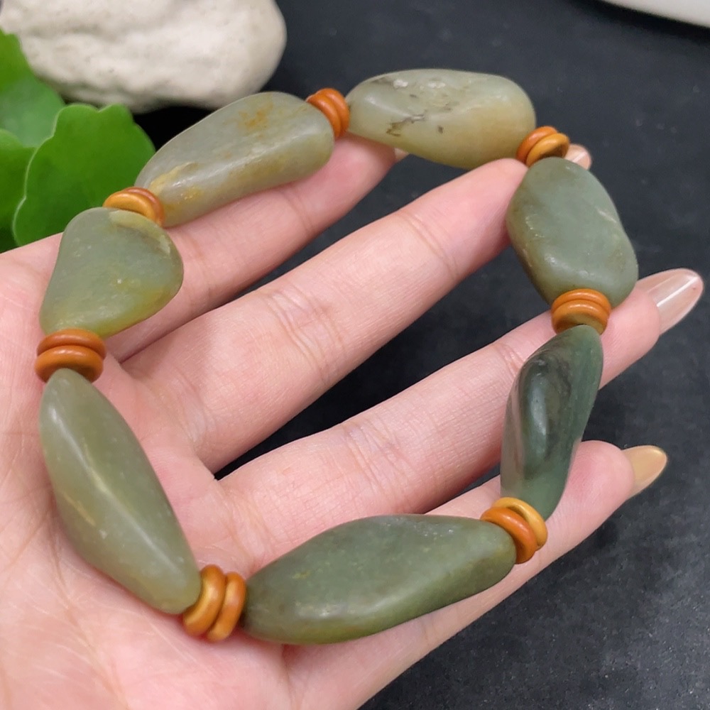 H32751306 Hetian Jade Bracelet, Undetermined Skin Color Origin, Non-Hetian Jade Beads, Contains Other Mineral Components, Total Weight Approximately 55.8g