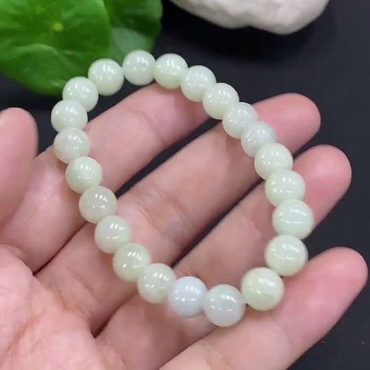 F35157100 Jadeite Bead Necklace Approximately 7.8mm Bead Size Total Weight About 19.7g