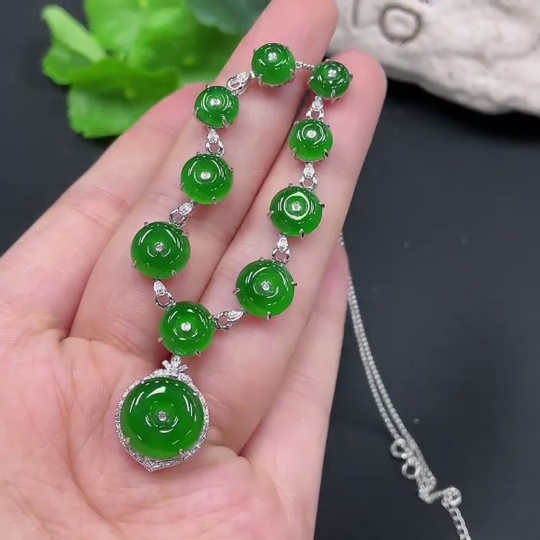 F24788713 Jadeite Inlaid Piece, Chain Body 18k, Total Weight Approx. 11.04g