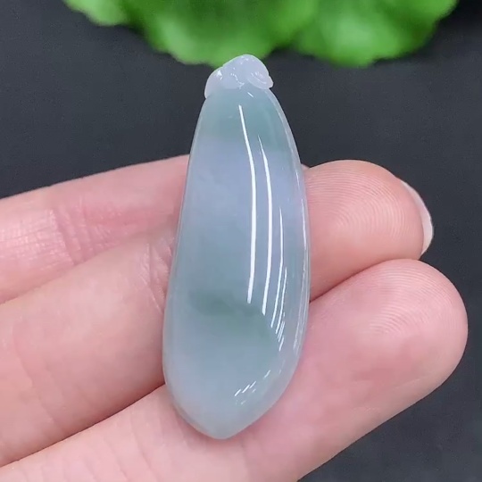F34968567 Jadeite Fu Gua Pendant, Total Weight Approximately 4.4g