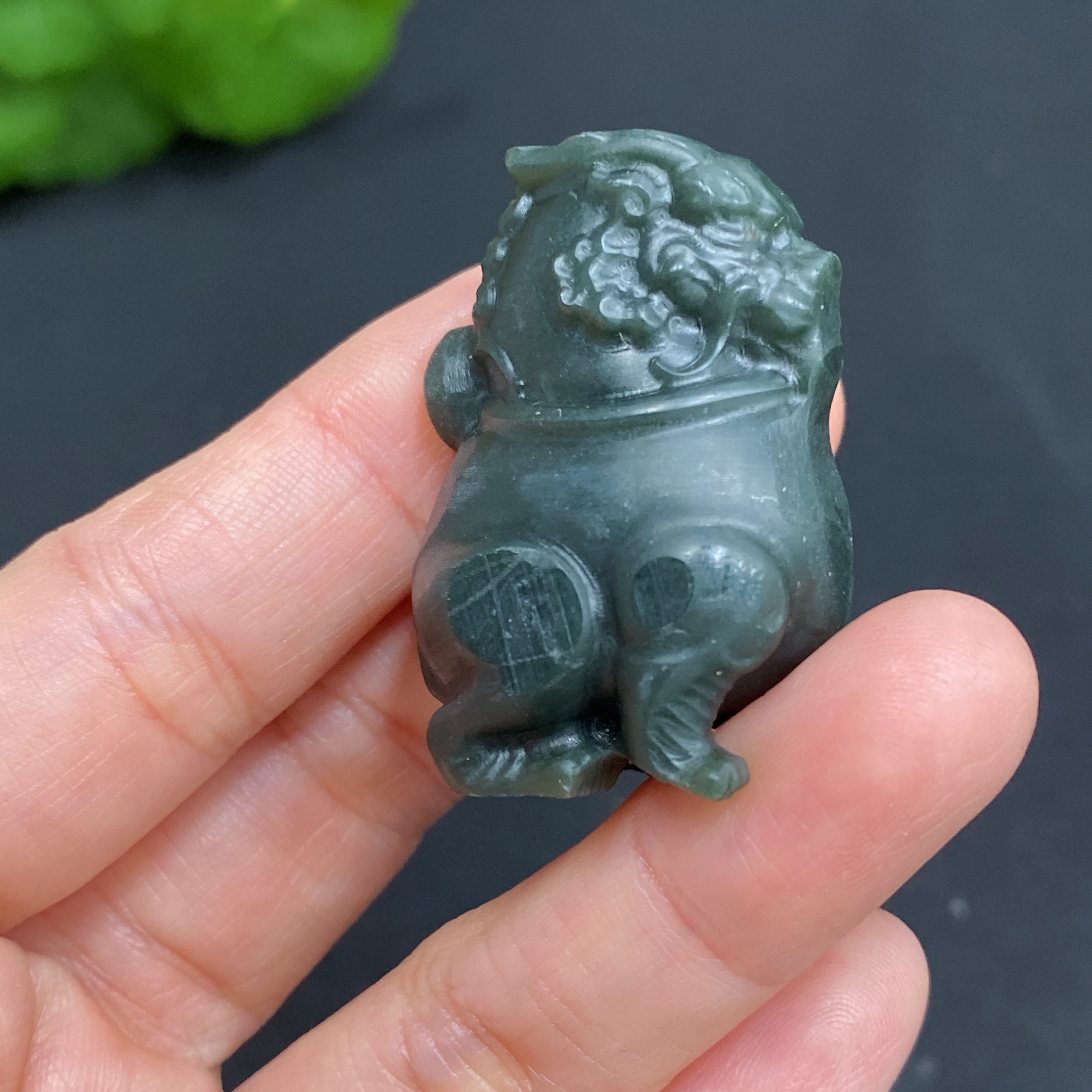 H29429787 Hetian Jade Pendant  Auspicious Beast  Total Weight: approx.28.3g