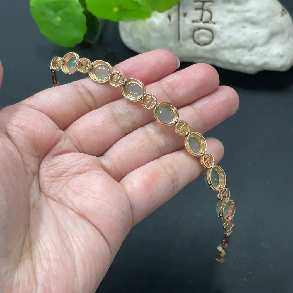 F35172266 Jadeite Cabochon Inlaid Bracelet, 18K Gold with Diamond Accents, Total Weight Approx. 11.6g