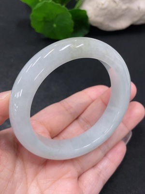 F35129130 Jadeite Round Bangle Size 53 Total Weight Approx. 58.87g