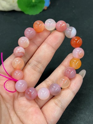 H41938881 盐源玛瑙手串 卡11.4mm左右 仅红色 货品总重约39.5g