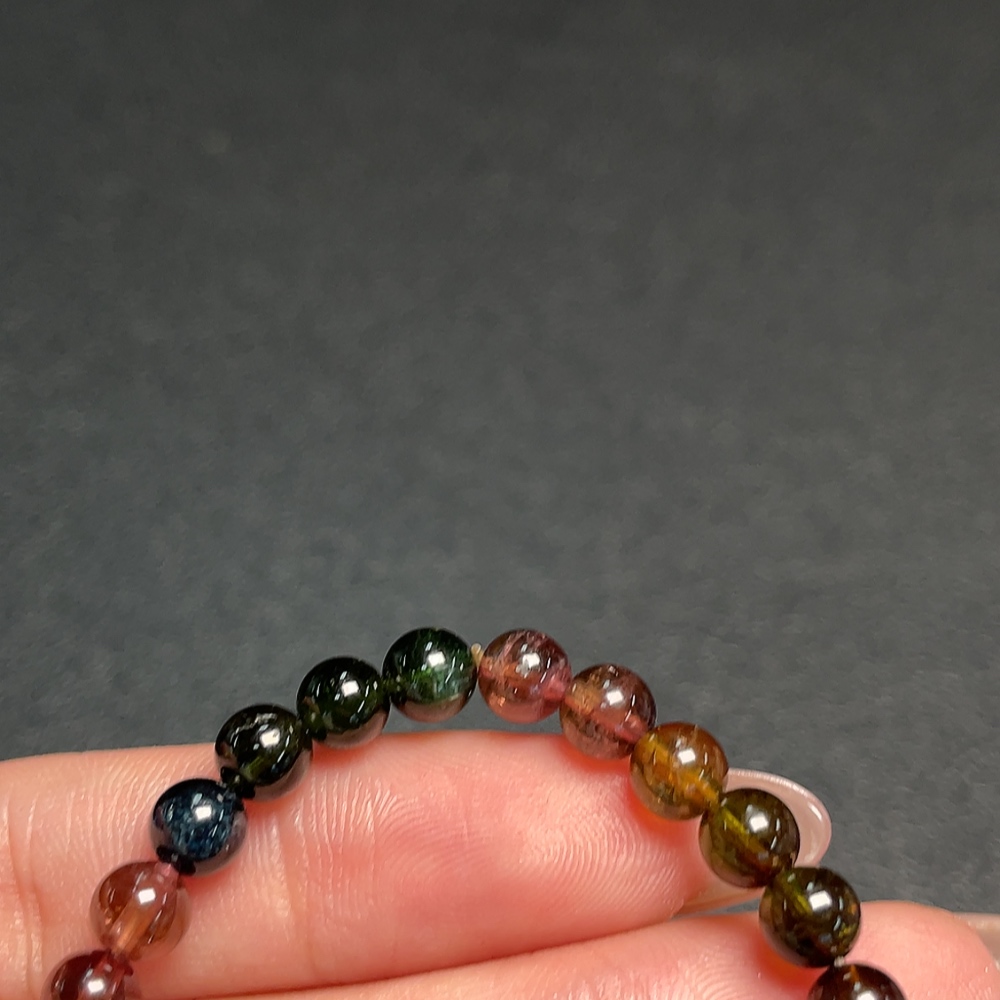 C34991664 Tourmaline Bracelet with Visible Organic Matter, Total Weight Approx. 7.5g, Stone Size About 5.4mm