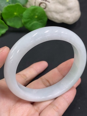 F34962436 Jadeite Round Bangle Size 60.6 Total Weight Approx. 70.8g