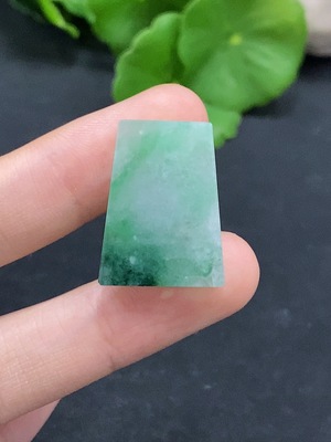 F31605149 Jadeite Inlaid Piece Total Weight Approx. 4.8g