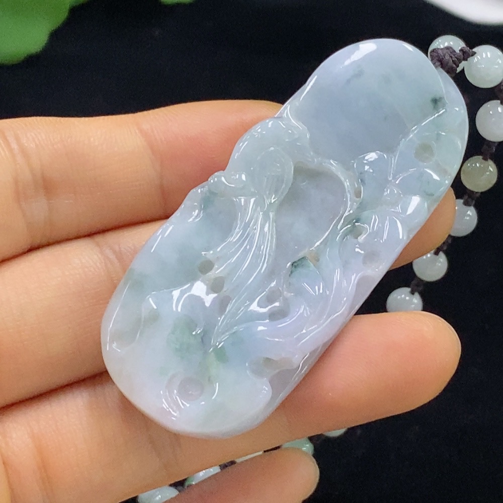 F34948284 Jadeite Flower and Bird Pendant with Chain, Total Weight Approximately 44.9g (Including Chain), Undetermined Cause of Yellow Bead Color