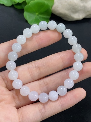F46600076 翡翠手串 卡8mm左右  货品总约重19.7g