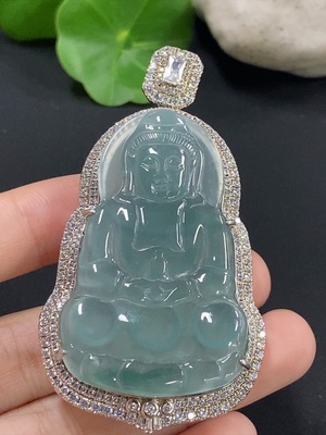 F42968670 翡翠观音镶嵌吊坠 非金镶 货品总重约26g