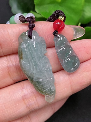 F34959252 Jadeite Pendants Sell as a Lot (Beads Non-A)