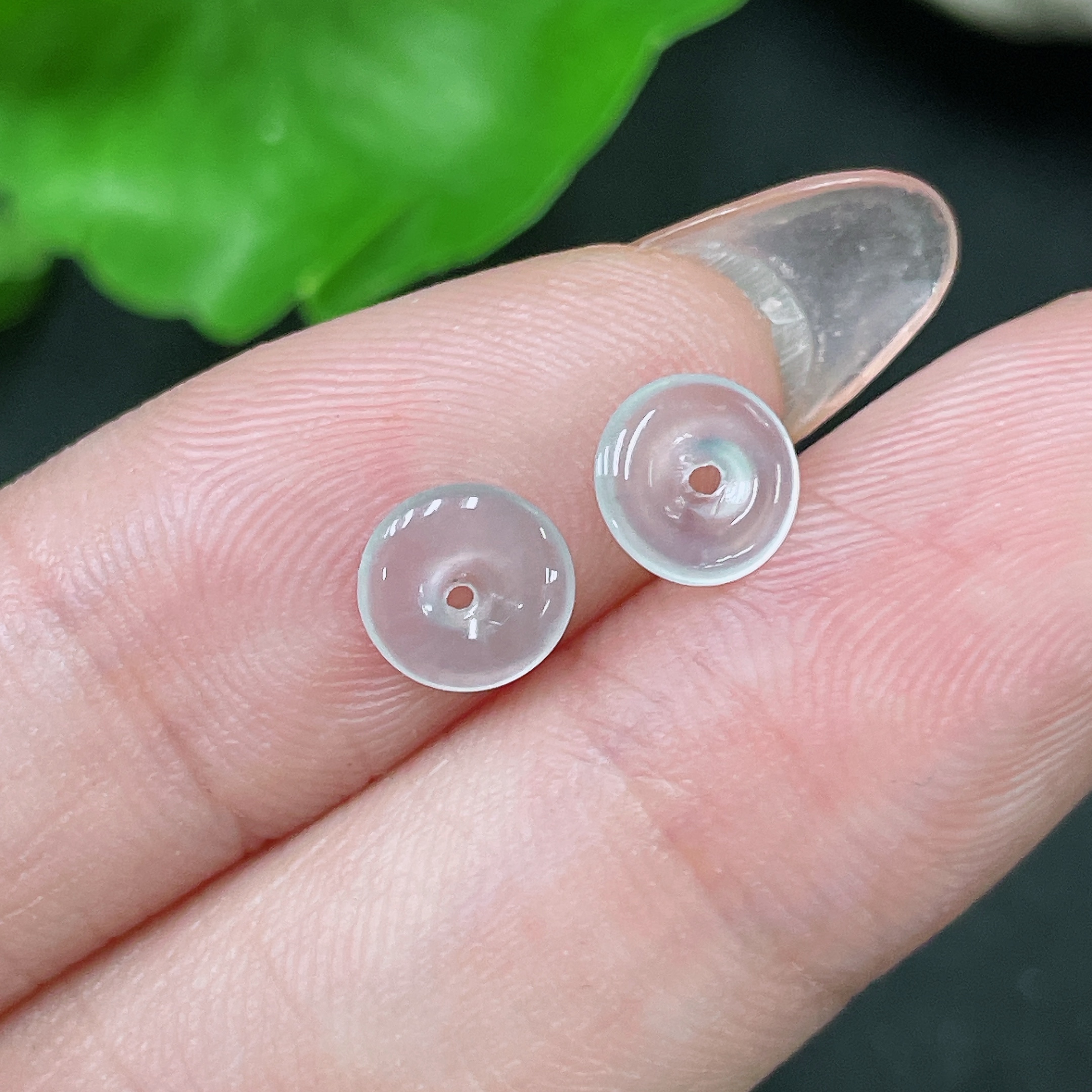 F34985013 Jadeite Pendants Sell as a Lot