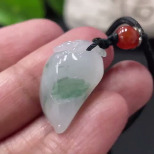 F30448954 Jadeite Fu Peach Pendant