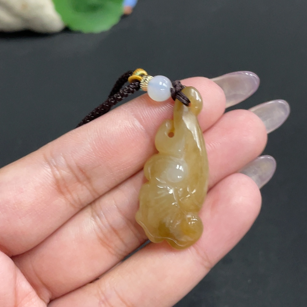 H34972142 Hetian Jade Pendant - Ruyi