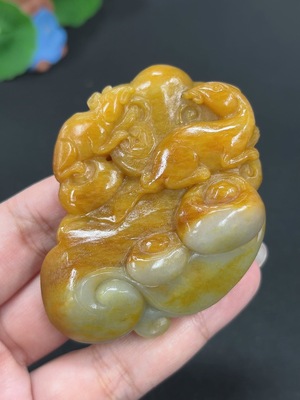 H43141361 和田玉挂件 鼠来财 货品总重约74.9g 皮色成因未定