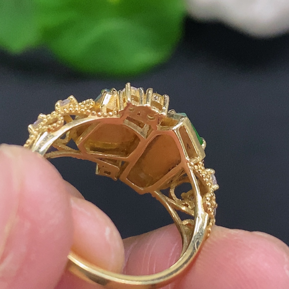F33932348 Jadeite Inlaid Ring 18K Gold Size 15 Total Weight Approx. 5.2g (Colorless Matching Stones Are Diamonds)