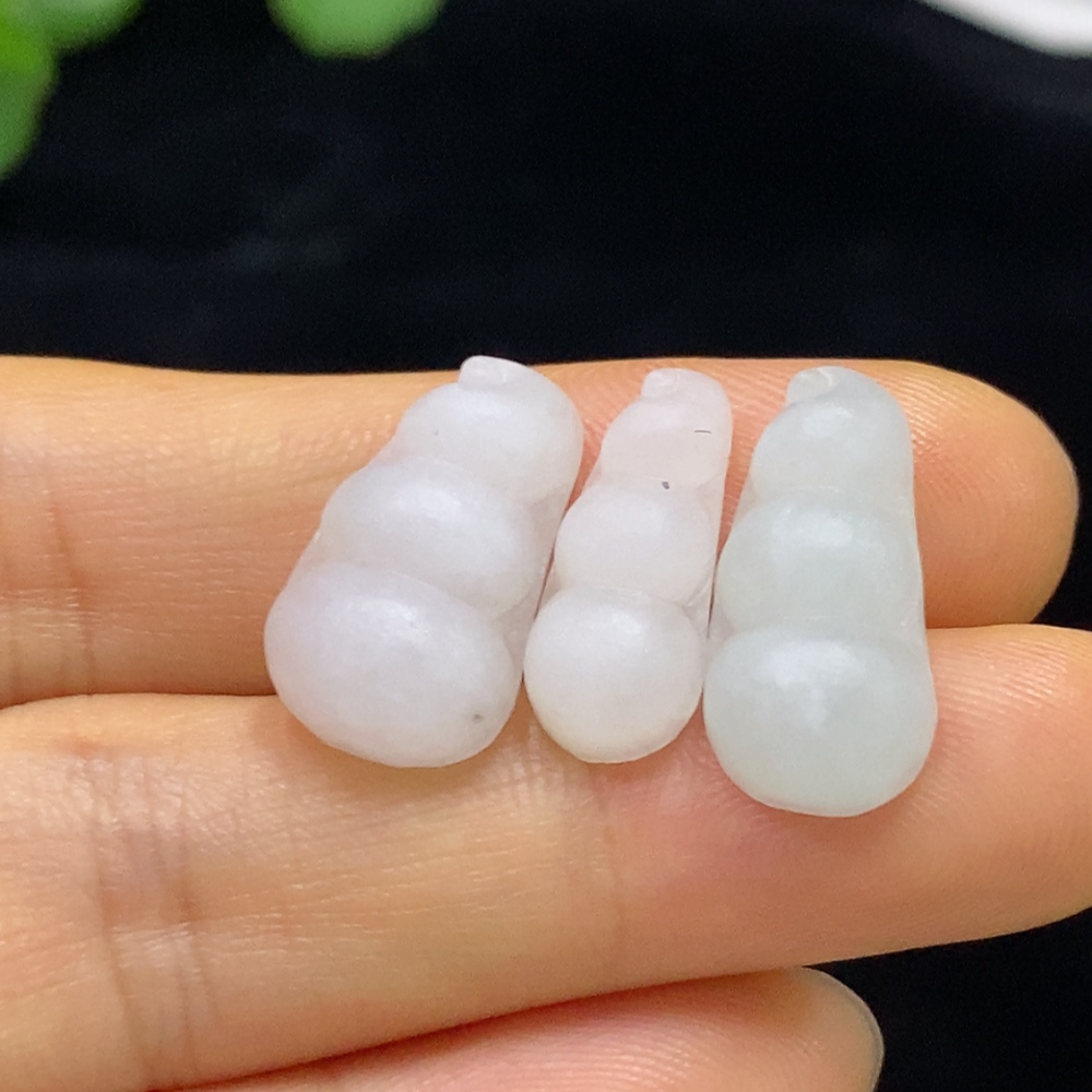 F34975077 Jadeite Pendants Sell as a Lot Unpolished