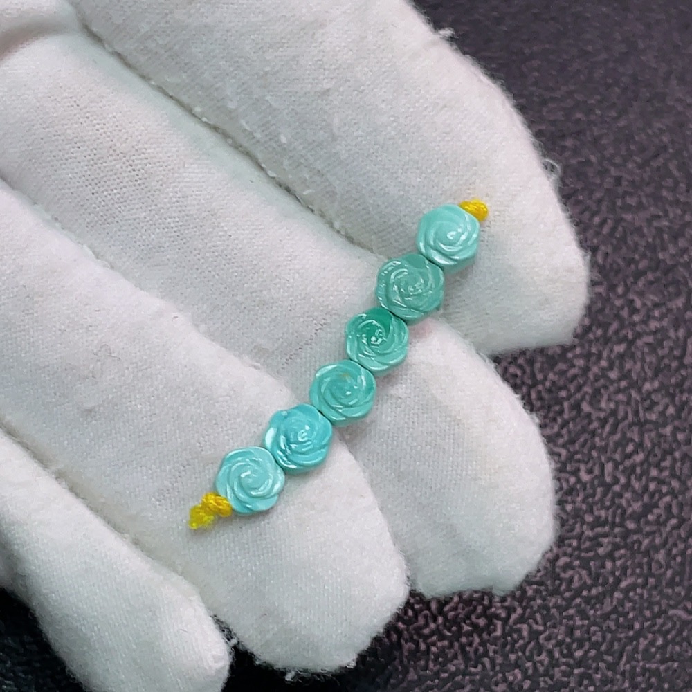 C34990534 Turquoise Jewelry (Color Origin Undetermined, Contains Other Mineral Components, Total Weight Approximately 0.96g, Size Around 6.1mm, Mineral-Included)