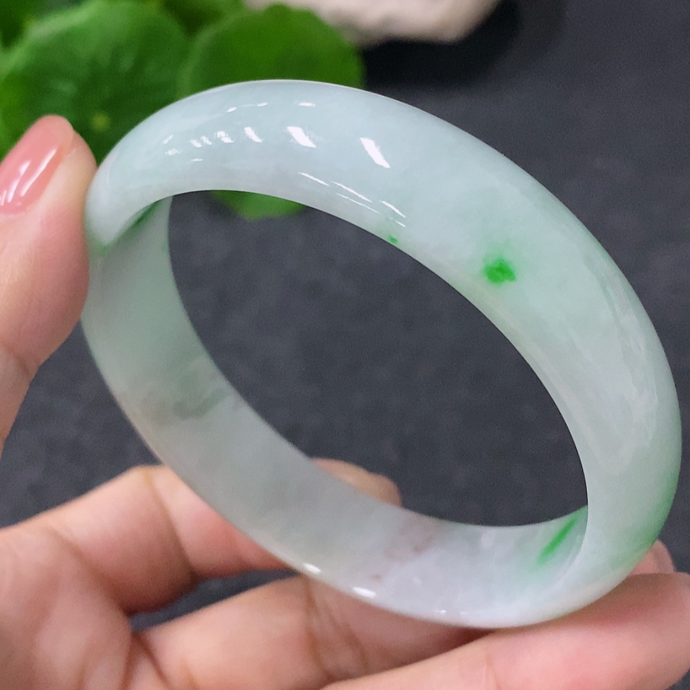 F34030610 Jadeite Round Bracelet Size 54mm Total Weight Approximately 42.86g