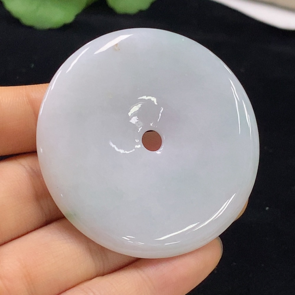 F33862022 Jadeite Safety Buckle Pendant, Total Weight Approximately 35.5g