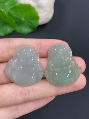 F42976202 翡翠佛公挂件一手走