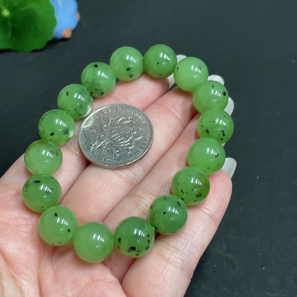 H27162211 Hetian Jade Bracelet   Approx. 11.7 mm   Total Weight Approx. 44.1g