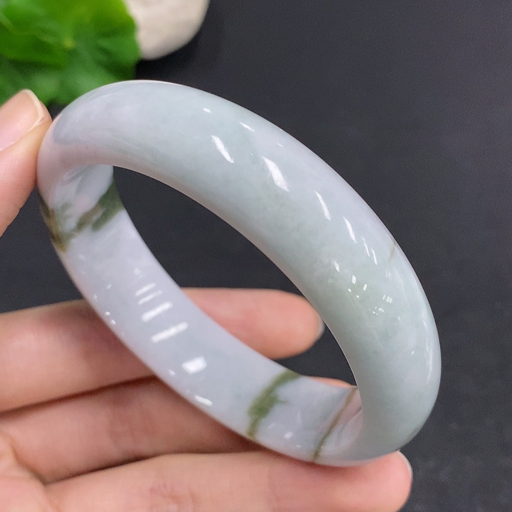 F33831604 Jadeite Round Bangle, Total Weight Approx. 68.3g, Size 58.5