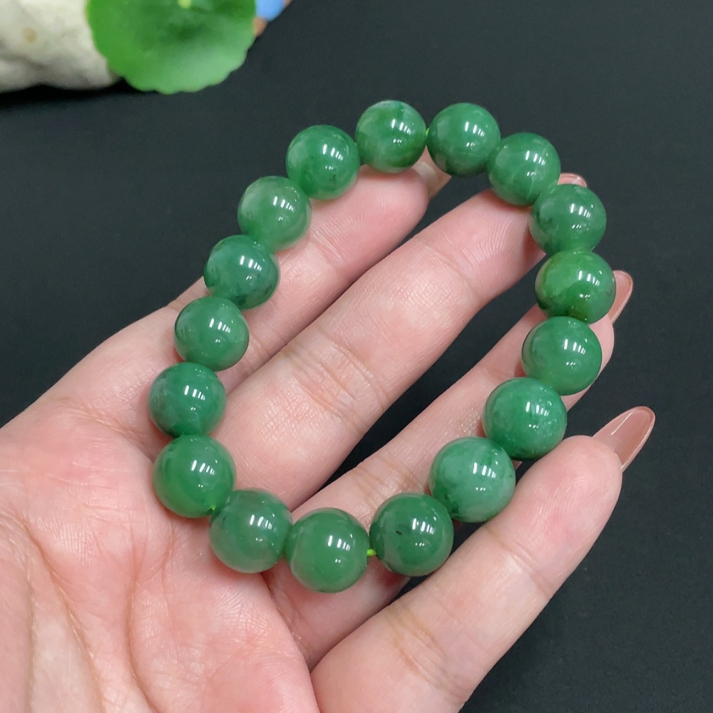 H34073849 African Emerald (Dulong Jade)