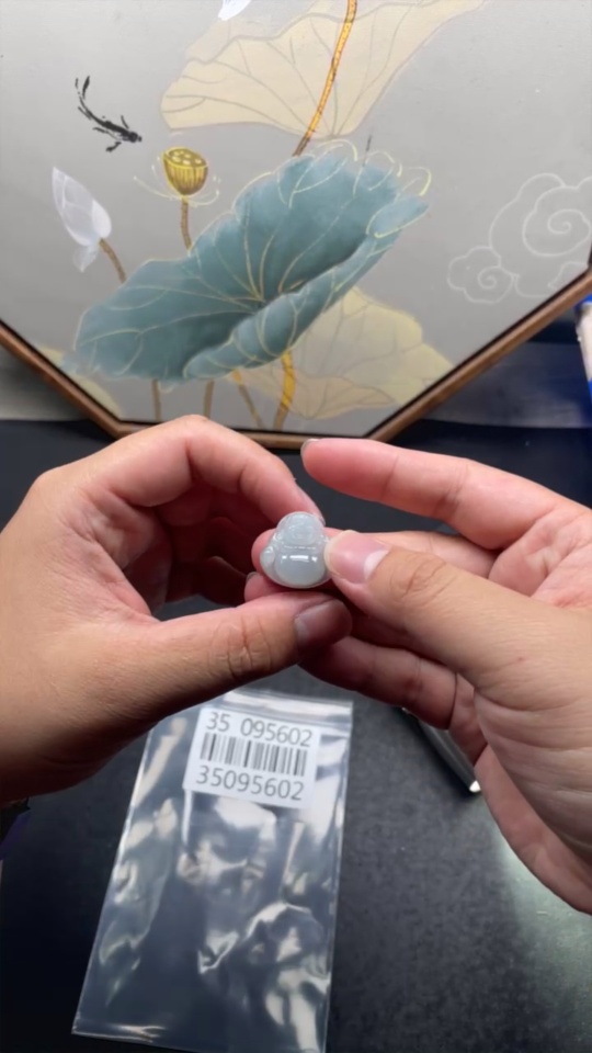 F35095602 Jadeite Buddha Pendant Total Weight Approx. 4.05g