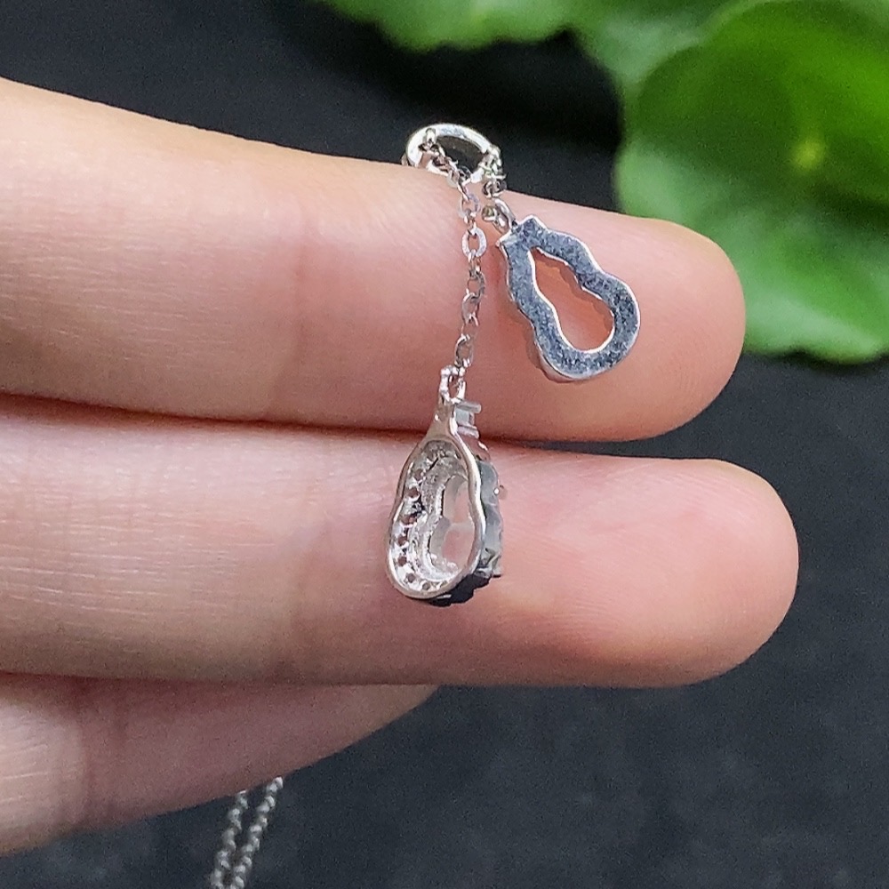 F35090340 Jadeite Gourd Inlaid Necklace Non-Gold Inlaid Total Weight About 2.52g