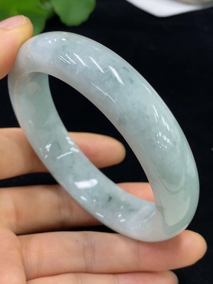 F33928988 Jadeite Round Bangle Size 62.3 Total Weight Approx. 86.32g