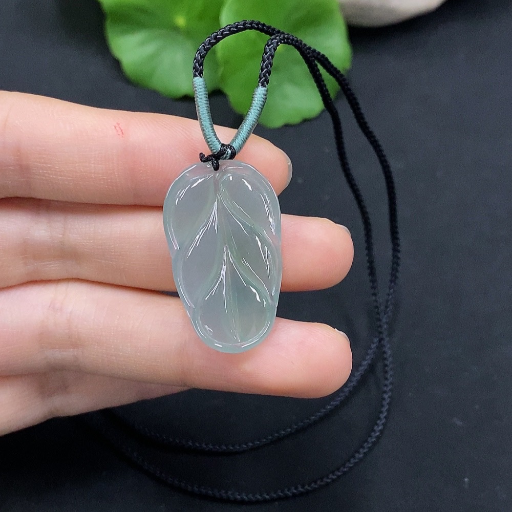 F29315163 Jadeite Leaf Pendant Total Weight Approx.4.39g