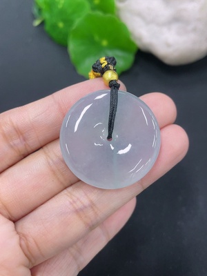 F46567082 翡翠平安扣挂件 货品总重约12.7g 非金
