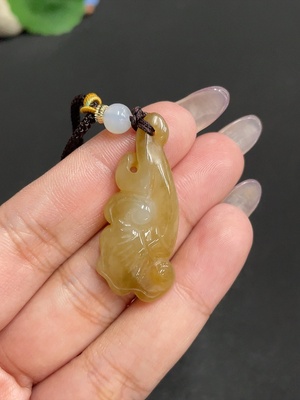 H34972142 Hetian Jade Pendant - Ruyi