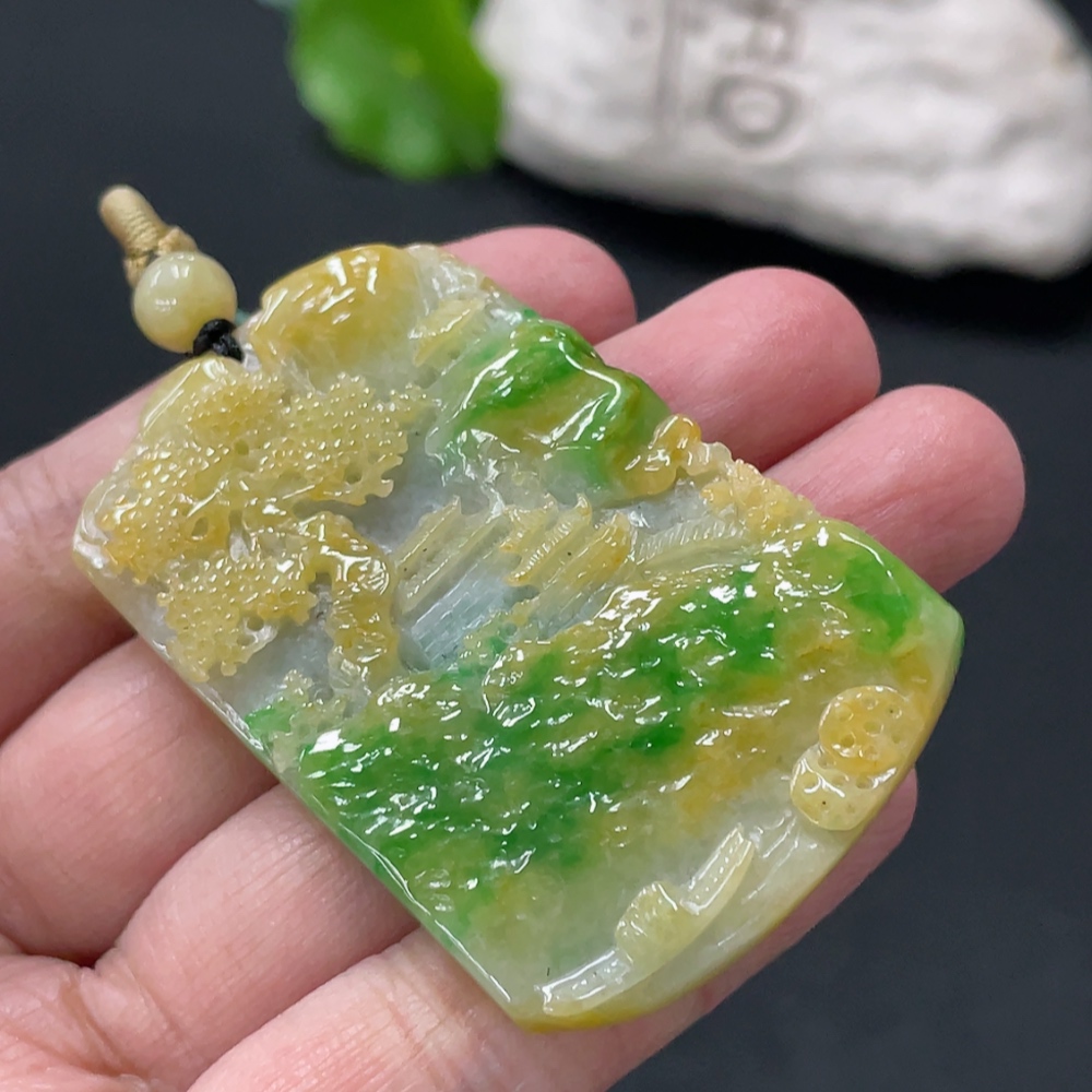 F33936206 Jadeite landscape pendant, total weight approximately 28.19g, color origin undetermined