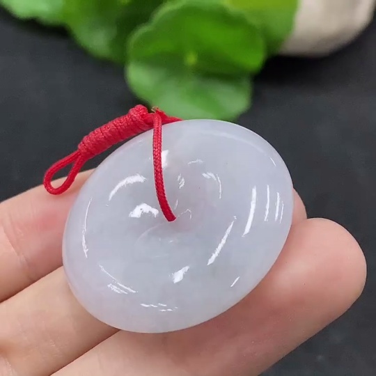 F34995512 Jadeite Peace Knot Pendant, Total Weight Approx. 14.8g