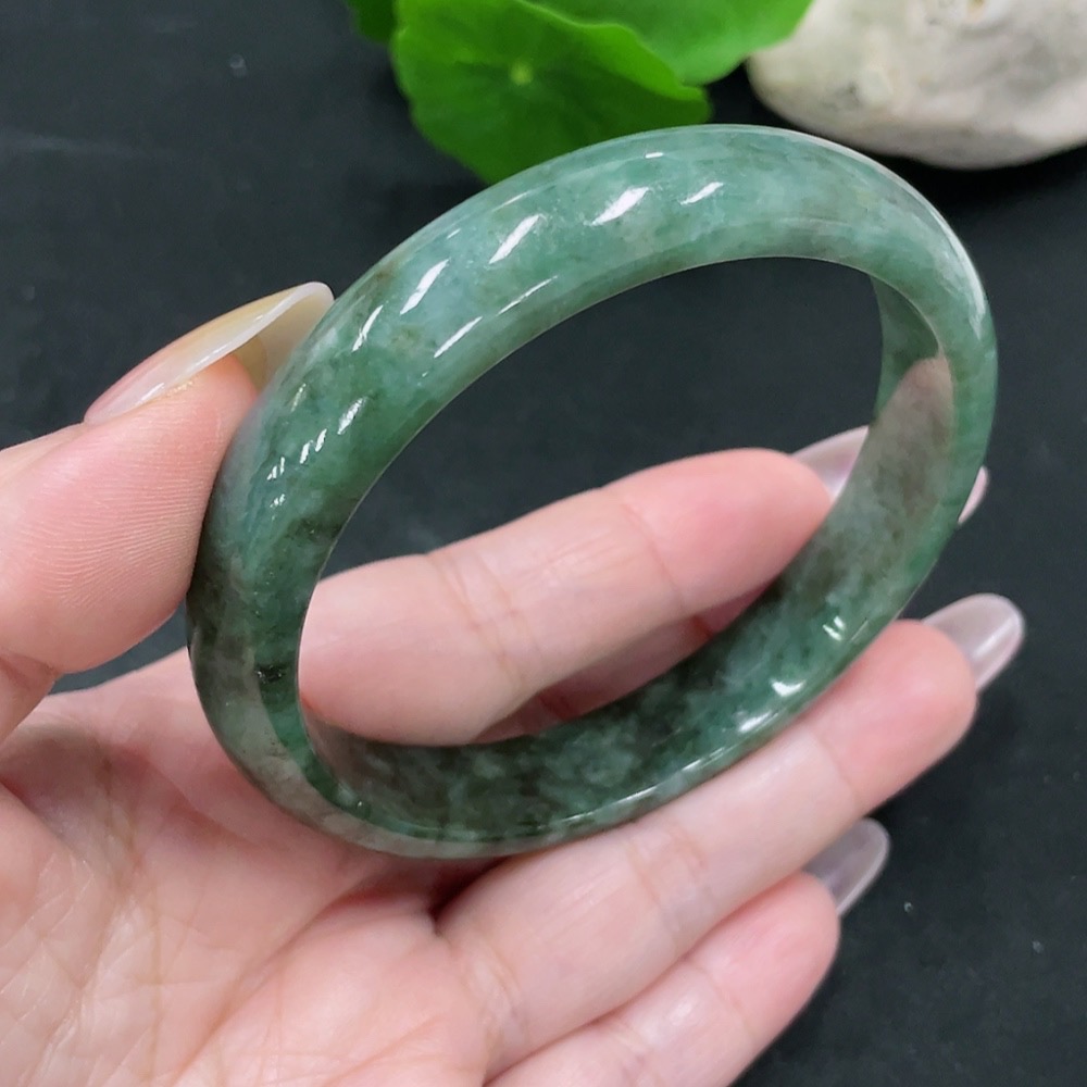 F34067985 Jadeite Round Bracelet Size 61.2 Total Weight Approx. 46g