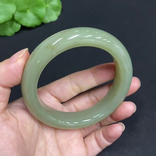 H34036049 Hetian Jade Round Bracelet Size 57 Total Weight Approx. 71.8g