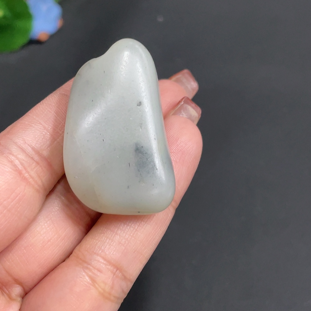 H25932638 Hetian Jade, Total weight approx. 33.4g