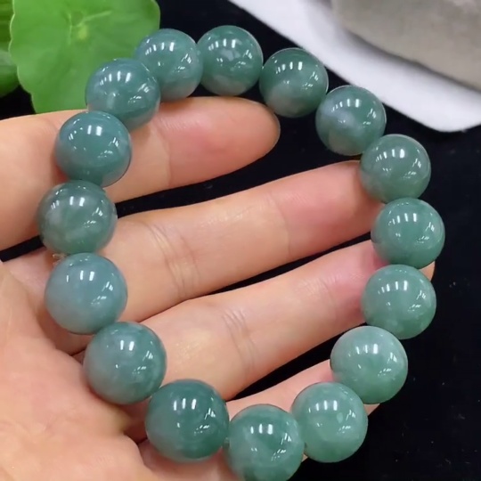 F35114280 Jadeite Bracelet Approx. 12.5mm Beads Total Weight Approx. 56.58g