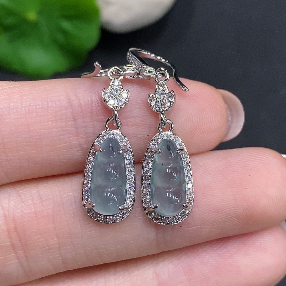 F34035128 Jadeite Blessing Bean Inlaid Earrings Non-Gold Inlaid Total Weight About 3.1g