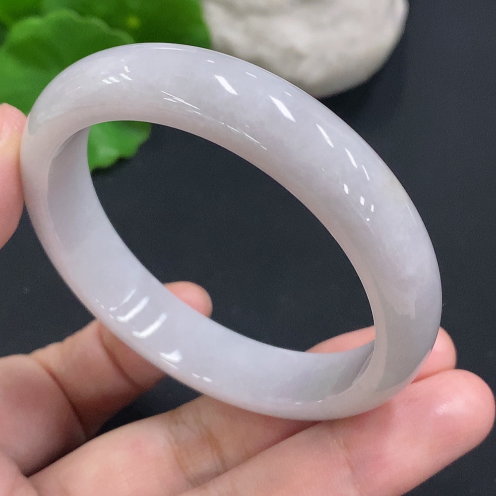 F32702278 Jadeite Round Bangle, Size 51.6, Total Weight Approx. 39.1g