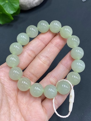 H15691535 Hetian Jade Bracelet, approx. 11.6mm beads, total weight approx. 43.2g