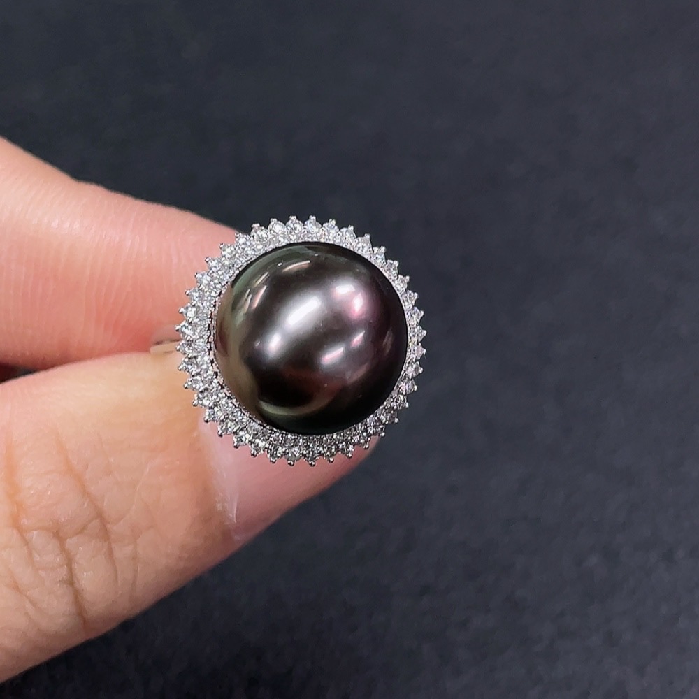 C33892171 18K Saltwater Pearl Ring with Diamond Accents, Total Weight Approx. 5.36g, Size 13, Stone Measures About 12.1mm